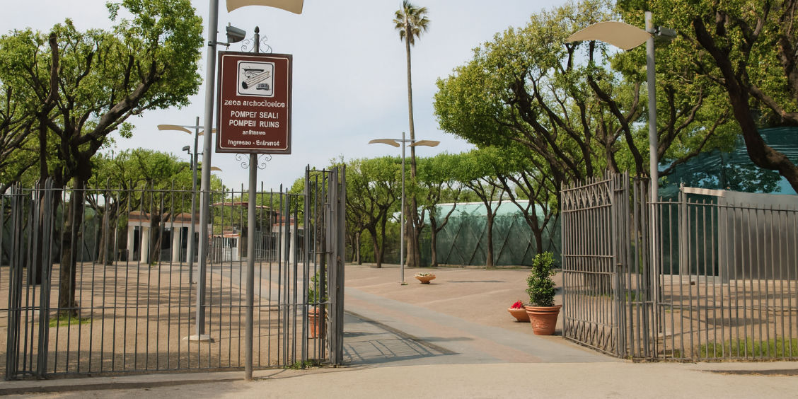 Porta Anfiteatro Pompei